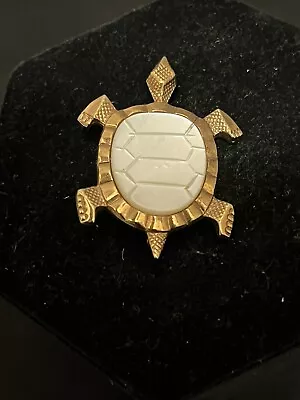 Vintage German Retro Brooch /Pin Turtle Mother Of Pearl Gold Tone WOW!!! • $16.95