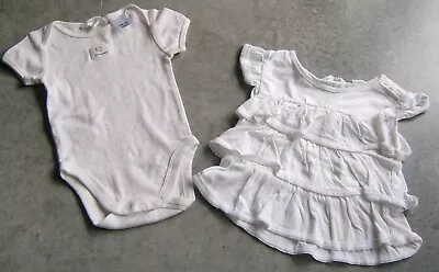 2 X  Country Road Baby Girls Top & Bodysuit Sz 0 - 6 Months • $16