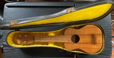 Kamaka (hf-1) Soprano White Label Koa Ukulele W/ Case. • $750