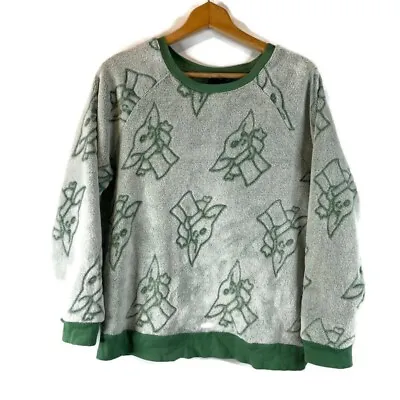 Star Wars Womens Green Baby Yoda Grogu Fuzzy Pullover Sweatshirt Sweater Size L • $19.98