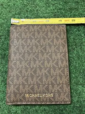 MICHAEL Michael Kors Men's Brown And Gold Wallet • $29.99