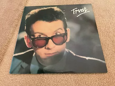 LP Vinyl ELVIS COSTELLO Trust  NrMt JC 37051 • $12.99