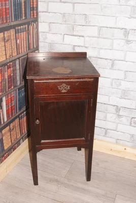 £30 • Buy Edwarian Pot Cupboard/Bedside Table