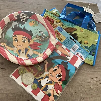 Jake And The Neverland Pirates Party Set-8 Plates-6 Party Bags-2 Loot Bags • £6