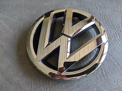 Used Vw Front Grille Emblem 2011 - 2014 Vw Jetta 5c6 853 601 Ulm $30.95 Shipped • $30.95