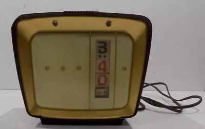 1960's Pennwood Numechron Bakelite Television Digital Light-up Clock-MCM • $39.99