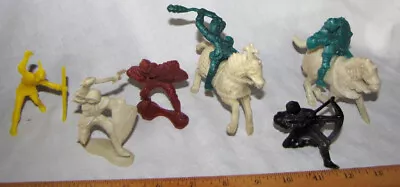 Tim-Mee  SP Merryman  Knights + 2 Horses Toy Soldiers  LOT B • $11.99