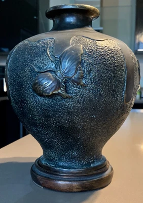 £150 • Buy Antique Japanese Bronze Vase With Stand