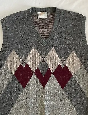 London Fog Retro Pullover Sweater Vest Size XL Gray Argyle Solara/Wool/Mohair • $23.79