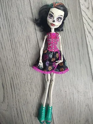 Monster High Skelita Calaveras Scaris City Of Frights Doll 2012 Retired • $36