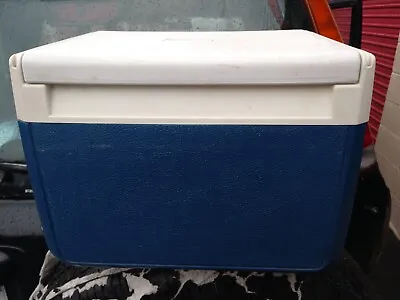 Coleman Lunch Box Personal Cooler Blue White 6 Flip Lid Model 5205 Mini Six Pack • $8