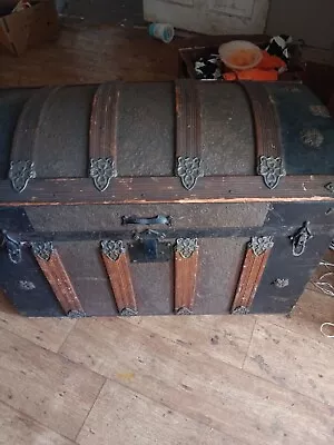 Antique Embossed Metal Oak Banded Dome Top Steamer Trunk Chest W Insert 28  • $150