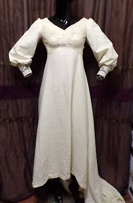 Vintage 70's Floral Lace Wedding Bride Gown Dress • $29.99