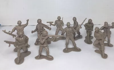 Lot Of 10 Plastic Army Marine Men Miniature 2-3/4” Tan • $8