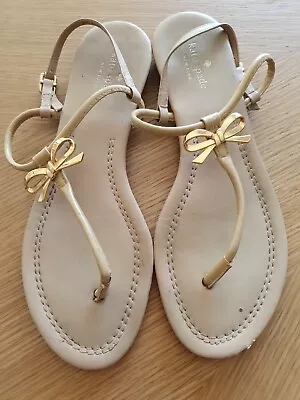 Kate Spade Beige Thong Sandal Shoes VGC SZ 10 • $25