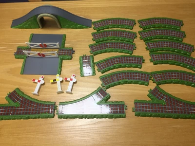 £55 • Buy ERTL Thomas The Tank Engine & Friends Train Level Crossing & Bridge Track Bundle