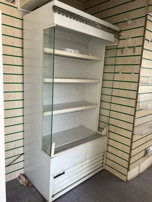£200 • Buy Commercial Open Chiller Multideck Display Fridge Unit Drinks Sandwiches Food