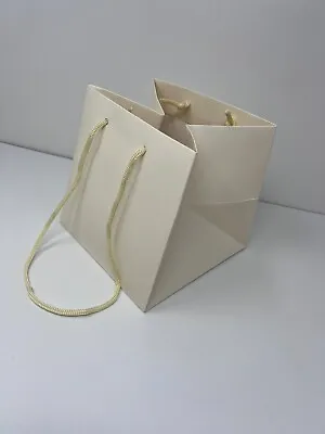 Cream Hand Tie Bag | Florist Bag • £1.99