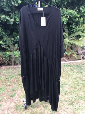 $10 • Buy Black Mullet Style Dress Size XXl