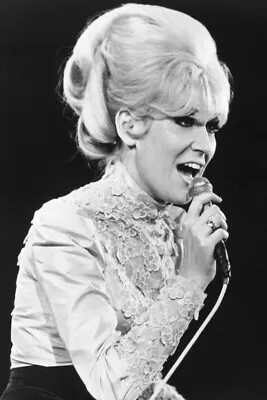 $25.40 • Buy Dusty Springfield B&W 24X18 Poster In Concert 60'S Rare
