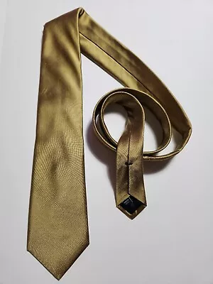 Neck Tie Gold 100% Silk Luxury HART SCHAFFNER MARX • $22.50