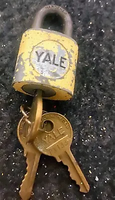 Antique Vintage - YALE Y&T - YALE & TOWNE MFG. CO. - Brass Pad Lock With 3  Keys • $10.95