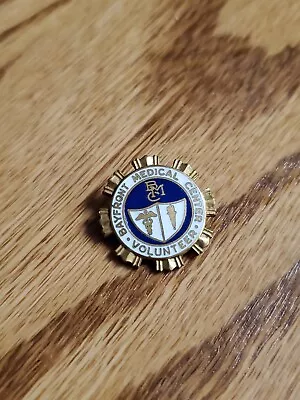 Gold Tone Bayfront Medical Center Volunteer Caduceus Pinback Pin Qz • $13