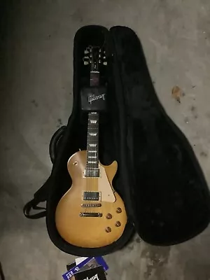 Gibson Les Paul Tribute Electric Guitar - Satin Honeyburst • $900