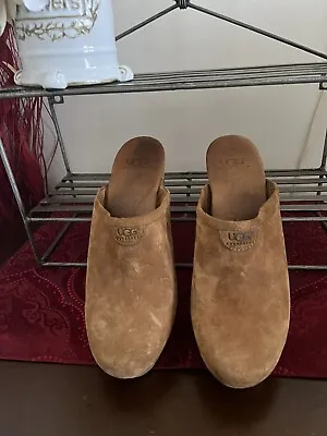 UGG Wooden Mule Clogs Abbie Beige Suede Leather Sheepskin Line Shoes Size 9 • $25