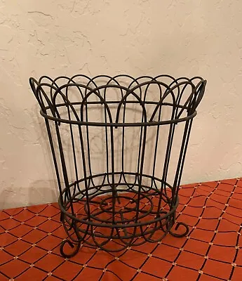 Vintage Black Metal Plant Pot Holder Stand Basket Scrolled Legs 10  • $18