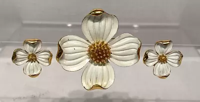 Vintage Crown Trifari White Enamel Dogwood Flower Brooch Pin Clip On Earrings • $55
