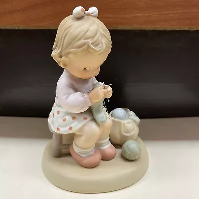 Memories Of Yesterday Figure Girl Knitting Sweater New Enesco 522414 No Box 1989 • $59.99