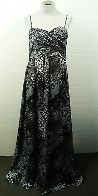 Aidan Mattox Geometric Printed Sleeveless Gown BLACK/WHITE Size 12 With A Corset • $88