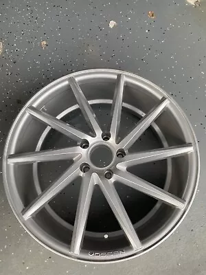 Vossen Custom CVT Rim. Rear Right Side. 19 Inch • $250