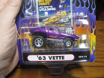 2002 Muscle Machines Purple '63 Vette      Lot# HW 13 • $6.85