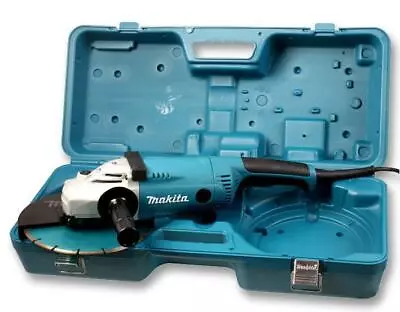 Makita - GA9020KD/2 - 230mm 9  Angle Grinder Case & Blade 240v • £157.89