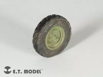 ET Model 1/35ER35-020 Defender XD 'Wolf' W.M.I.K Weighted Road Wheels(G90)Type.2 • $36.28