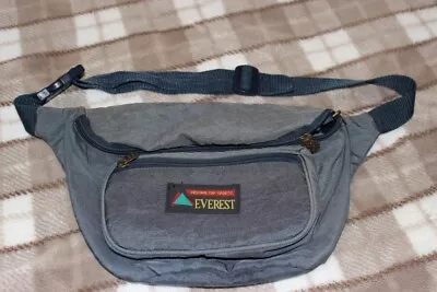 Everest Original Vintage Top Sports Nylon Fanny Pack Travel Hip Waist Pack • $9.95