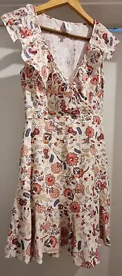 Tigerlily Dress Size 8 Floral Summer Dress • $25