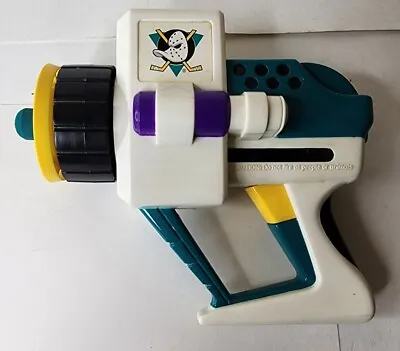 Vintage Mattel 1996 Disney Mighty Ducks Movie Duck Dazer Puck Launcher Toy 90s • $16