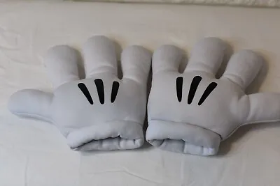 Disney Parks Mickey Mouse Plush Hand Gloves One Size White Cos Play Costume • $17.95