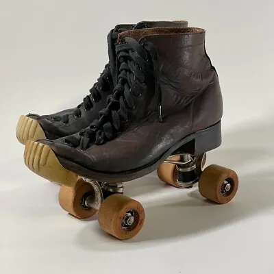 Vintage Hyde Athletic Shoe Co Chicago Wood Wheel Roller Skates - Size 9 Mens • $84.95