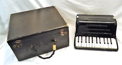 Vintage Crucianelli 12 Button Accordion In Case • $129.99