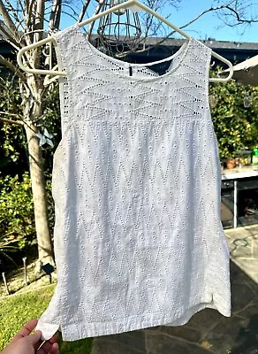 J CREW Lace Embroidered Sleeveless Ladies Women's Shirt Top Blouse Size 6 $5ship • $9.95