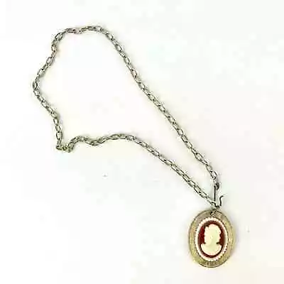 Vintage Costume Jewelry Cameo Pendant Necklace Fashion Jewelry Piece  • $14.40