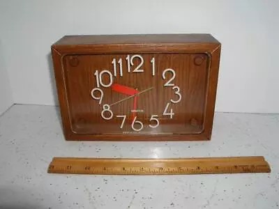 Vintage Spartus Electric Shelf Clock Plastic Wood Grain 1978 USA Retro Groovy • $16.95