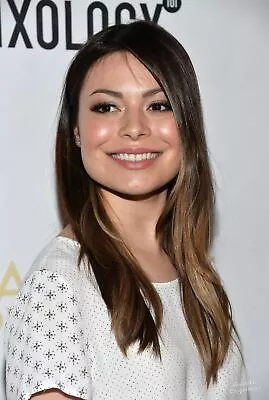 Miranda Cosgrove Actress Smiling 8x10 Picture Celebrity Print • $3.98