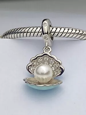 💖 Pearl In Shell Dangle Charm Legend Of The Sea Genuine 925 Sterling Silver 💖 • £18.95