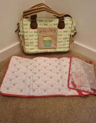 £25 • Buy Brand New Pink Lining Yummy Mummy Changing Bag