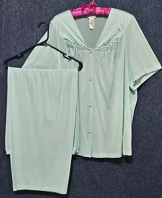 VINTAGE VANITY FAIR 2 Piece TURQUOISE Blue Nylon Pajama Set 3X Never Worn • $19.95